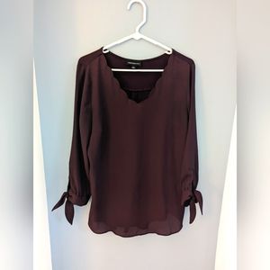 Large v-neck dark purple blouse